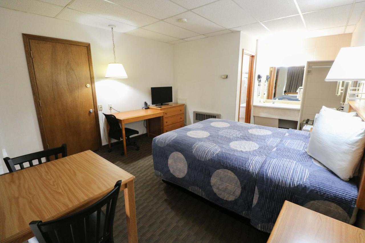 Bear Lodge Motel Sundance Extérieur photo